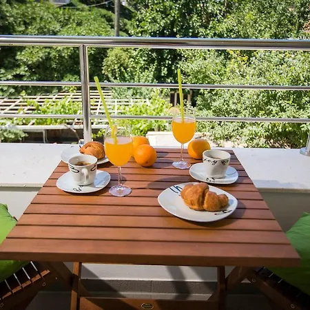 Apartman Mia *