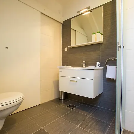 Apartman Mia *